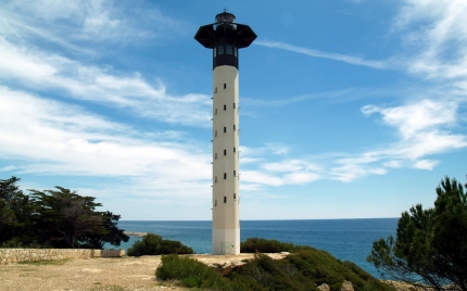 Larger image: The lighthouse